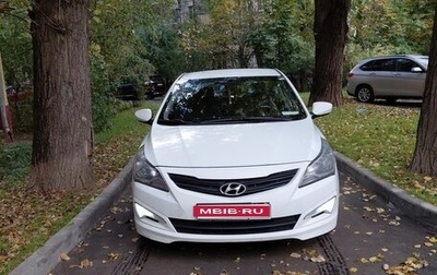 Hyundai Solaris II рестайлинг, 2015 год, 620 000 рублей, 1 фотография