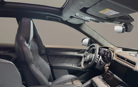Porsche Cayenne, 2026 год, 25 750 000 рублей, 15 фотография