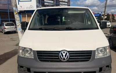 Volkswagen Transporter T5 рестайлинг, 2006 год, 900 000 рублей, 1 фотография