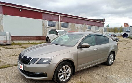 Skoda Octavia, 2020 год, 1 750 000 рублей, 2 фотография