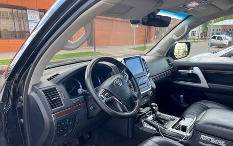 Toyota Land Cruiser 200, 2019 год, 3 250 000 рублей, 7 фотография