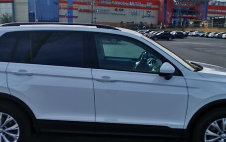 Volkswagen Tiguan II, 2019 год, 2 070 000 рублей, 6 фотография