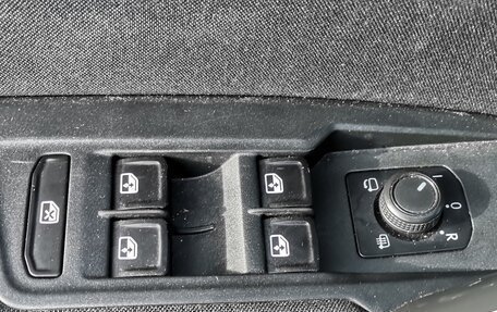 Volkswagen Tiguan II, 2019 год, 2 070 000 рублей, 16 фотография