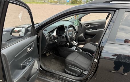 KIA Rio IV, 2021 год, 1 850 000 рублей, 12 фотография