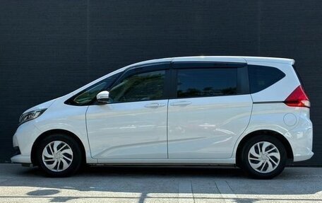 Honda Freed II, 2024 год, 1 490 004 рублей, 6 фотография