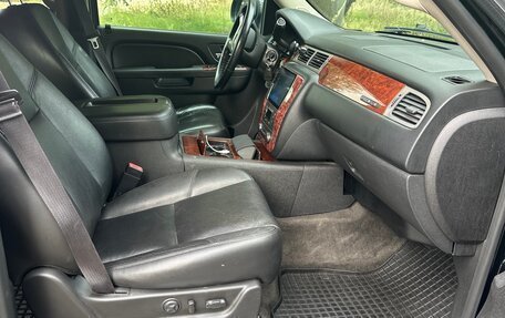 Chevrolet Tahoe III, 2012 год, 2 366 000 рублей, 8 фотография