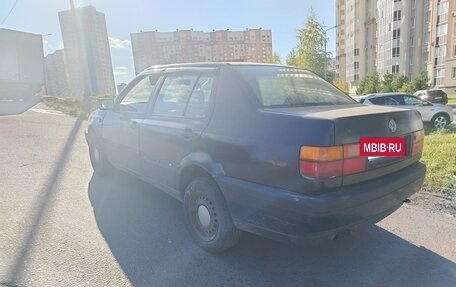 Volkswagen Vento, 1993 год, 140 000 рублей, 9 фотография