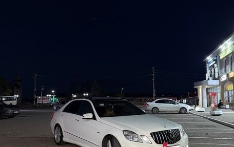 Mercedes-Benz E-Класс, 2011 год, 1 199 999 рублей, 4 фотография