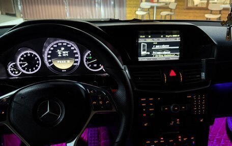Mercedes-Benz E-Класс, 2011 год, 1 199 999 рублей, 12 фотография