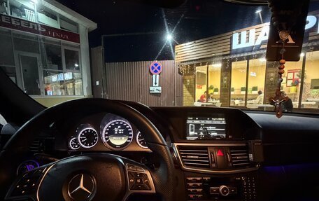 Mercedes-Benz E-Класс, 2011 год, 1 199 999 рублей, 13 фотография