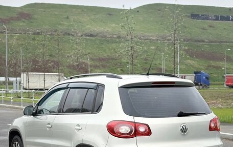 Volkswagen Tiguan I, 2010 год, 1 000 000 рублей, 5 фотография