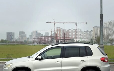 Volkswagen Tiguan I, 2010 год, 1 000 000 рублей, 3 фотография