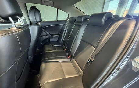 Toyota Avensis III рестайлинг, 2010 год, 995 000 рублей, 21 фотография
