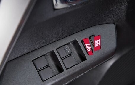Toyota RAV4, 2019 год, 2 700 000 рублей, 10 фотография