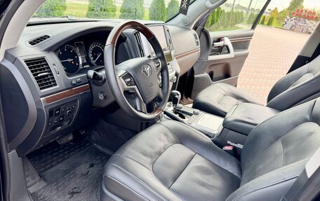 Toyota Land Cruiser 200, 2015 год, 4 370 000 рублей, 17 фотография