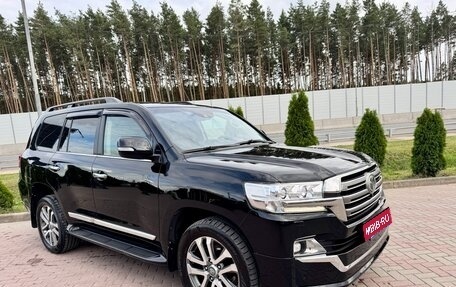 Toyota Land Cruiser 200, 2015 год, 4 370 000 рублей, 14 фотография
