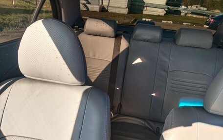 Nissan Almera, 2004 год, 400 000 рублей, 8 фотография