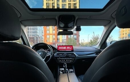 BMW 5 серия, 2018 год, 2 900 000 рублей, 20 фотография