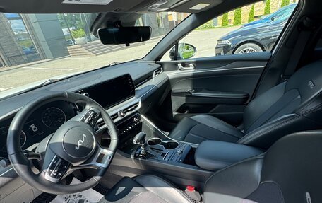 KIA K5, 2022 год, 2 400 000 рублей, 5 фотография