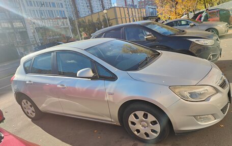 Opel Astra J, 2011 год, 470 000 рублей, 3 фотография