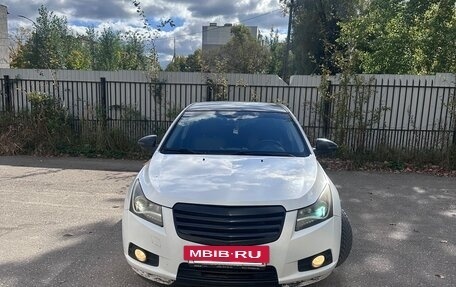 Chevrolet Cruze II, 2010 год, 570 000 рублей, 2 фотография