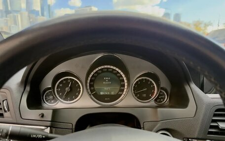 Mercedes-Benz E-Класс, 2010 год, 1 500 000 рублей, 8 фотография