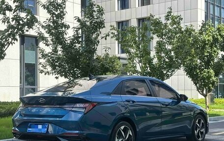 Hyundai Elantra, 2023 год, 1 220 000 рублей, 4 фотография