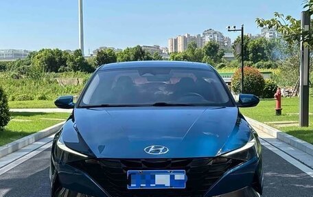 Hyundai Elantra, 2023 год, 1 220 000 рублей, 2 фотография
