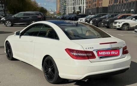 Mercedes-Benz E-Класс, 2010 год, 1 500 000 рублей, 5 фотография