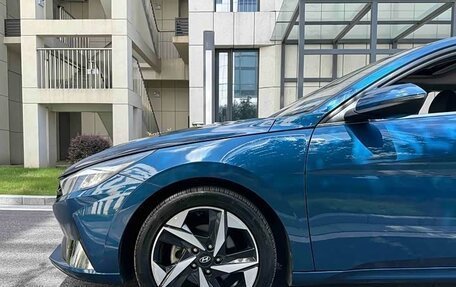 Hyundai Elantra, 2023 год, 1 220 000 рублей, 8 фотография