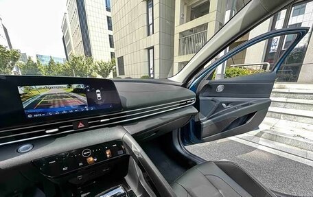 Hyundai Elantra, 2023 год, 1 220 000 рублей, 22 фотография