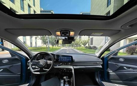 Hyundai Elantra, 2023 год, 1 220 000 рублей, 20 фотография