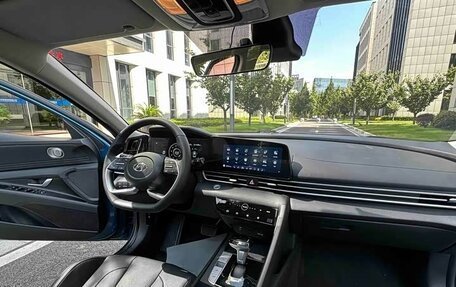 Hyundai Elantra, 2023 год, 1 220 000 рублей, 19 фотография
