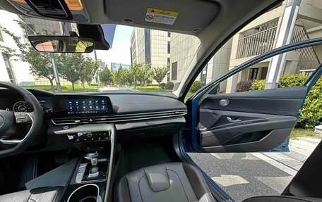 Hyundai Elantra, 2023 год, 1 220 000 рублей, 24 фотография