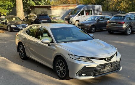 Toyota Camry, 2021 год, 3 500 000 рублей, 1 фотография