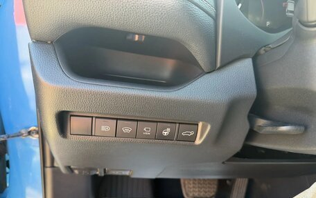 Toyota RAV4, 2021 год, 3 100 000 рублей, 10 фотография