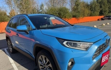Toyota RAV4, 2021 год, 3 100 000 рублей, 11 фотография