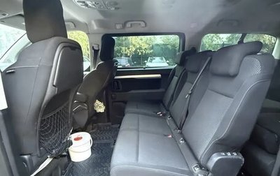 Peugeot Traveller I, 2019 год, 2 298 000 рублей, 1 фотография