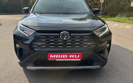 Toyota RAV4, 2021 год, 3 500 000 рублей, 1 фотография