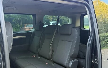 Peugeot Traveller I, 2019 год, 2 298 000 рублей, 4 фотография