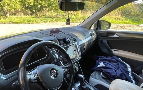Volkswagen Tiguan II, 2020 год, 2 250 000 рублей, 6 фотография