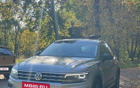 Volkswagen Tiguan II, 2020 год, 2 250 000 рублей, 3 фотография