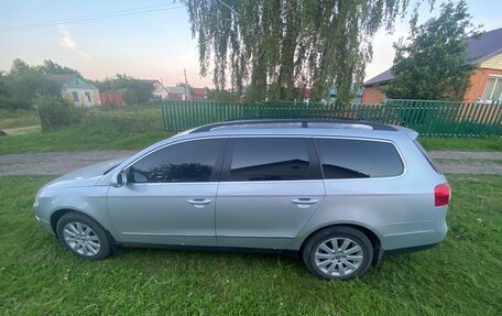 Volkswagen Passat B6, 2007 год, 690 000 рублей, 2 фотография