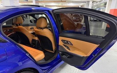 BMW 3 серия, 2024 год, 6 890 000 рублей, 15 фотография