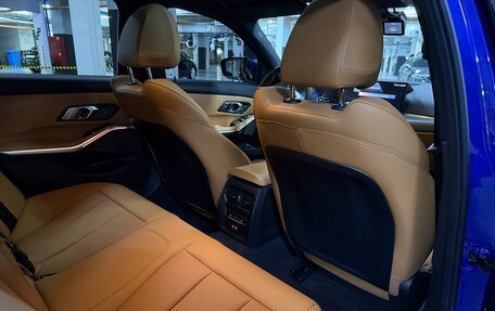 BMW 3 серия, 2024 год, 6 890 000 рублей, 16 фотография