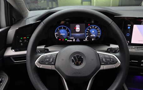Volkswagen Golf VIII, 2022 год, 2 676 378 рублей, 10 фотография