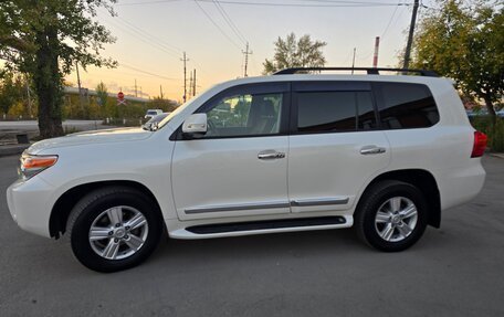 Toyota Land Cruiser 200, 2015 год, 4 980 000 рублей, 2 фотография