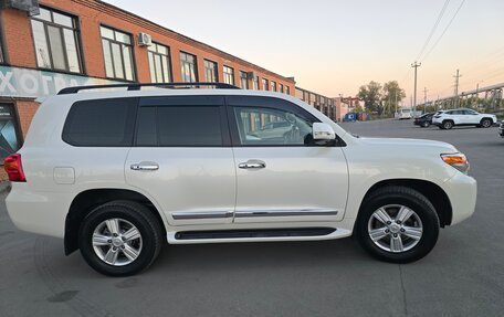 Toyota Land Cruiser 200, 2015 год, 4 980 000 рублей, 8 фотография