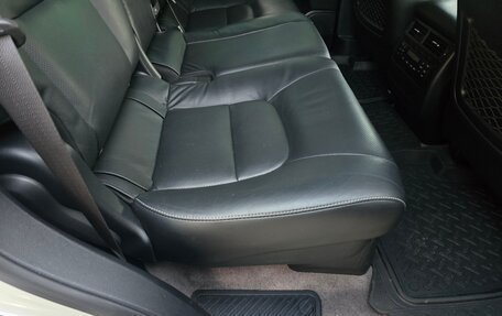 Toyota Land Cruiser 200, 2015 год, 4 980 000 рублей, 13 фотография