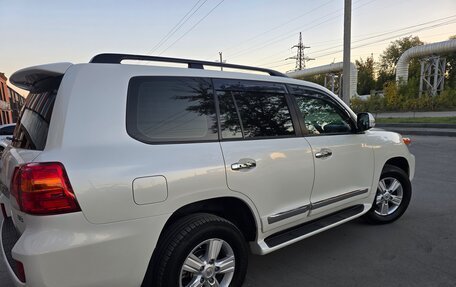 Toyota Land Cruiser 200, 2015 год, 4 980 000 рублей, 26 фотография